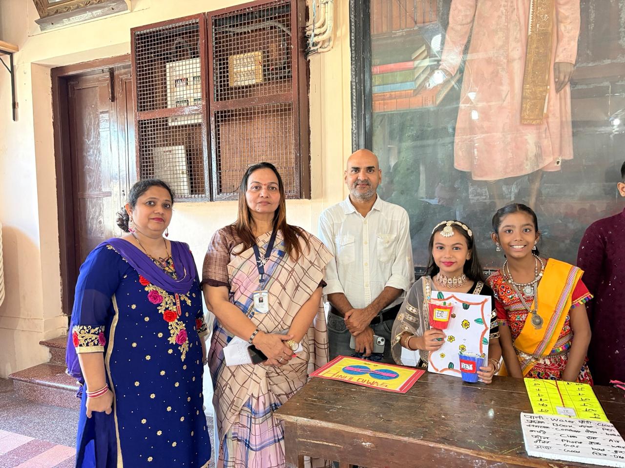 HINDI DIVAS — photo 1
